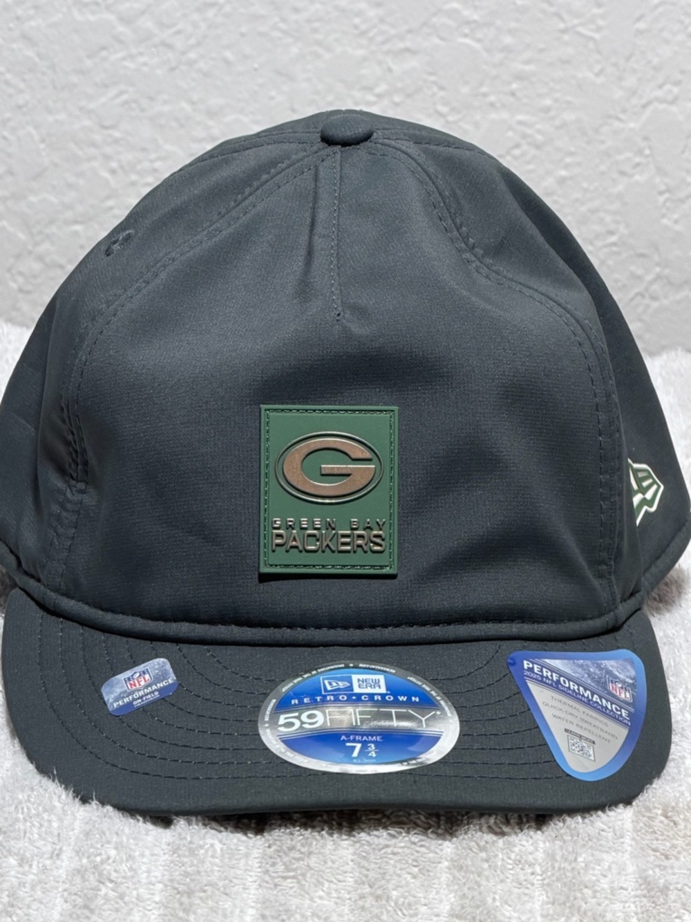 New Era Green Bay Packers Dark Gray Hat with Green Patch